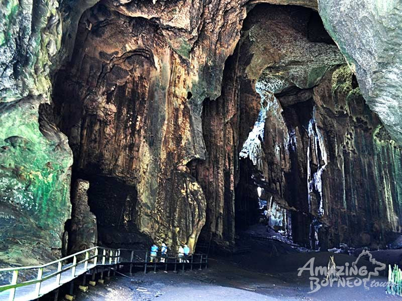 Sandakan - Gomantong Cave & Kinabatangan River Cruise